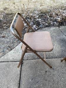 lot 172 image: 4 Folding Chairs