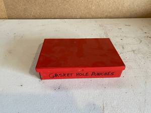 lot 116 image: Center O Punch Kit