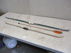 Bows and arrow
