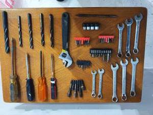 lot 116 image: Lot of Hand Tools See Photos