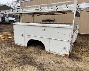 lot 1 image: Utility Body for Short Bed Truck - Take a close look  EXCELLENT SHAPE