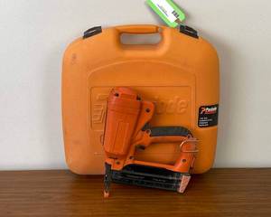 lot 13 image: Paslode Battery Operated 18 Gauge Brad Nailer - SHIPPING AVAILABLE