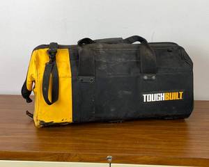 lot 117 image: Toughbuilt Duffle Bag - SHIPPING AVAILABLE
