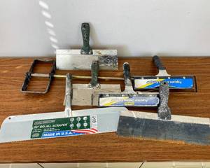 lot 134 image: Drywall Tools Mixed Lot - SHIPPING AVAILABLE