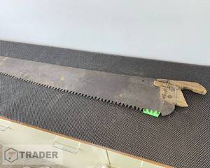 lot 21 image: Look sharp Large Antique Disston Hand Saw