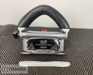 lot 150 image: Wall Carpet Trimmer - SHIPPING AVAILABLE