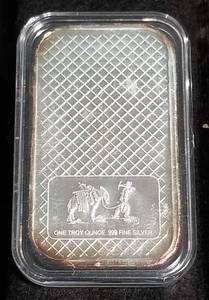 1 TROY OZ. .999 FINE SILVER BAR SILVERTOWNE EAGLE LANDING