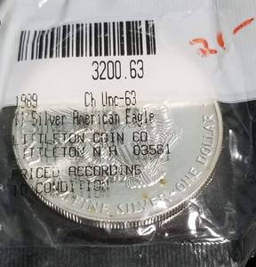 1989 AMERICAN SILVER EAGLE 1 TROY OZ. .999 FINE SILVER DOLLAR
