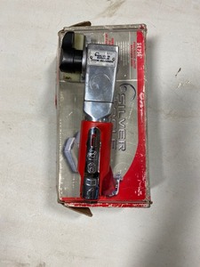 lot 20 image: Matco Tools Silver Eagle SE750 Pheumatic Door Skinner Tool