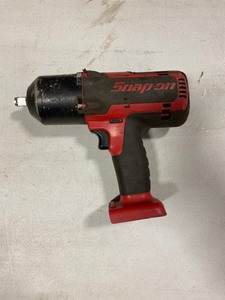 lot 27 image: Snap On CTB7185 12 Impact Not Working