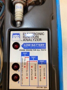 lot 58 image: OTC 7220-K Electronic Ignition Analyzer