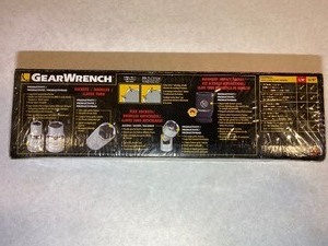 lot 83 image: 10pc Gearwrench 14 and 38 Drive 10 mm Socket Set NEW