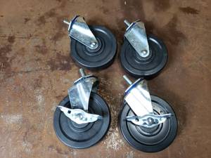 lot 26 image: 4 New Casters, No Nuts