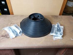 lot 51 image: 100 Roll No-Dig Landscape Edging