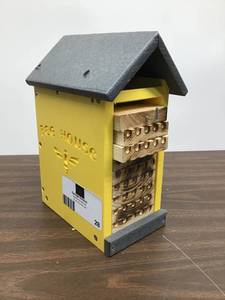 lot 28 image: Bee House Honey Collector