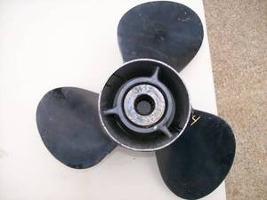 Omc,Mercury,Volvo,Tohatsu & Yamaha Propellers. Part #  48-78118-17 (A40L17P). As shown.