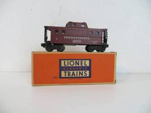 lot 4 image: VINTAGE Lionel No. 6417 Caboose