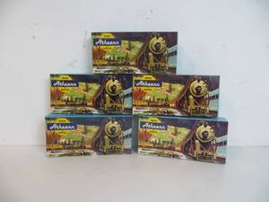 lot 22 image: 5 Athearn Traincars