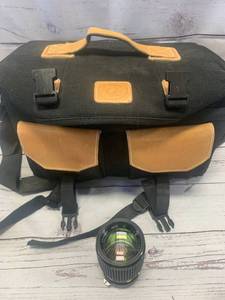 lot 67 image: Rexatar Auto MC 135mm Lens & Camera Bag