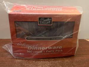 Plastic Dinnerware