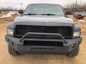 lot 3 image: 2001 Dodge Ram 1500 -No Reserve-