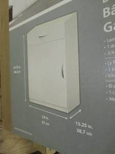 lot 13 image: ClosetMaid Flat Panel 1 Door Freest...