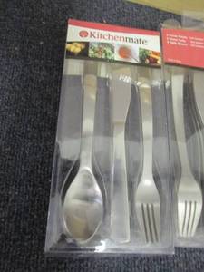 lot 70 image: Case of 6pks 4-3pc Sets Kitchenmate...