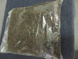 lot 77 image: Bulk Bag of Raisins...