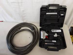 lot 22 image: Porter-Cable 18 Gauge Brad Nailer & Air Hose