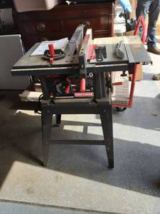 lot 43 image: Craftsman 3 HP 10 Inch Table Saw