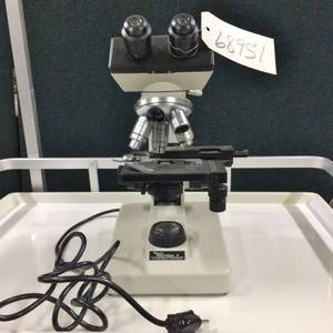 lot 10 image: MSRP $1800&nbspSeiler Microlux II Binocular Instrument Power Microscope&nbspw 2 Eyepiece Lens & 4 Objective Lens - Great Working Condition