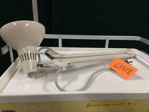 lot 17 image: Medical Light