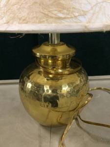lot 43 image: Hammered Brass Lamp - Great Condition