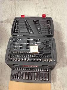 lot 10 image: Husky Mechanics Tool Set (270-Piece) in good condition