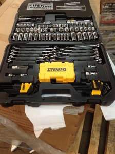 lot 109 image: DEWALT 14 in. x 38 in. Drive Polished Chrome Mechanics Tool Set (142-Piece) in good conditions