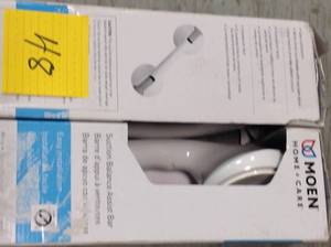 lot 48 image: MOEN Home Care 12 in. x 1.26 in. Suction Balance Assist Bar in White not used