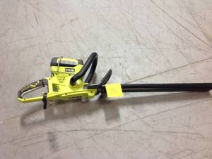 lot 81 image: 24 in. 40-Volt Lithium-Ion Cordless Battery Hedge Trimmer (Tool Only) in working conditions
