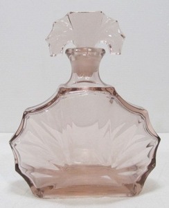lot 153 image: Vintage Deco 1930s Era Pink Crystal Perfume Bottle 