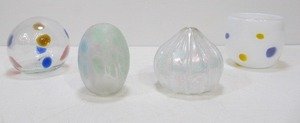 lot 162 image: 4 Hand Made Art Glass Pieces
