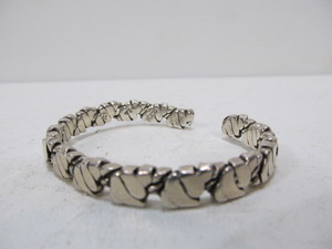 lot 114 image: Vintage Sterling Silver TAXCO Cuff Bracelet