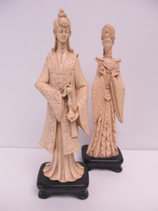lot 96 image: 2 Ornately Detailed Oriental Figural Statues.