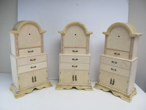 lot 126 image: 3 Unpainted Wooden Jewelry Case Clocks