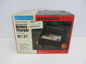lot 130 image: Unused Fully Automatic Car Battery Charger