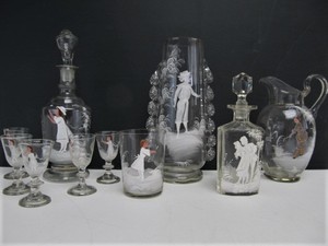 lot 48 image: Collection of Antique 19th Century MARY GREGORY Hand PaintedEnameled Glassware