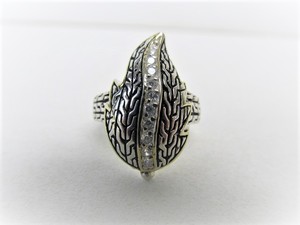 lot 66 image: Signed Sterling Silver Leaf-Form Ring wInset Swarovski Crystals