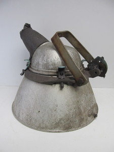 lot 184 image: Large Vintage REVERE Industrial Light Fixture