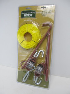 lot 28 image: Brand New RUGGED GEAR Gambrel & Pulley Hoist
