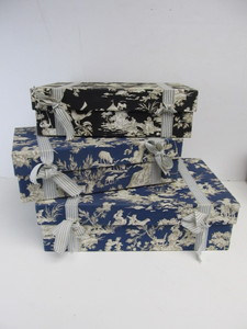 lot 207 image: Contemporary Home Dcor Boxes Magazine holder & Letter Box