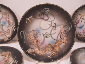 lot 219 image: Set of 6 Vintage Hand Painted Nippon Moriage Dragonware Plates