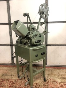 lot 8 image: Excellent Old Vintage MOVIOLA 35MM FilmMovie Editing Machine